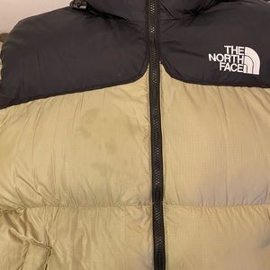 North Face 70 Nuptse Tumbleweed Green 